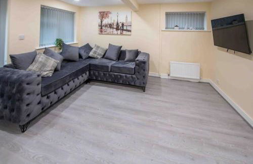 Beautiful, Peaceful, 5 Bedroom home with Hot Tub! - Foto 80