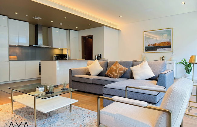 Aya - Sophisticated 1BR Apartment in CityWalk with Views - Photo 19