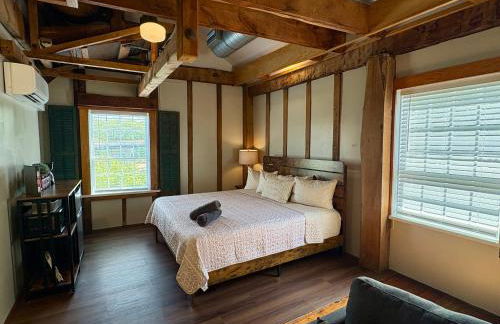 Potter’s Mill - 6 Bedrooms/Baths - Photo 12