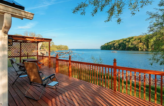 Black River Cottages - Photo 1