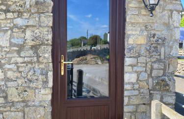 The Old Stable, Llancarfan - Photo 13