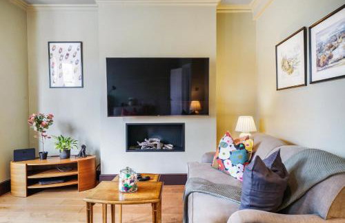 Beautiful and spacious 2 bed, 2 bath apartment bordering Fulham and Chelsea - entire apartment with private entrance - Foto 33