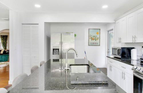 3BR Near Peanut Island | Events, Grill & Games - Foto 45