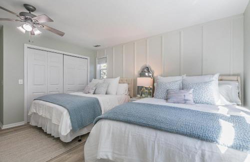 NEWLY Renovated Short Walk to Beach and Beach Club - Sleeps 12 - Foto 26