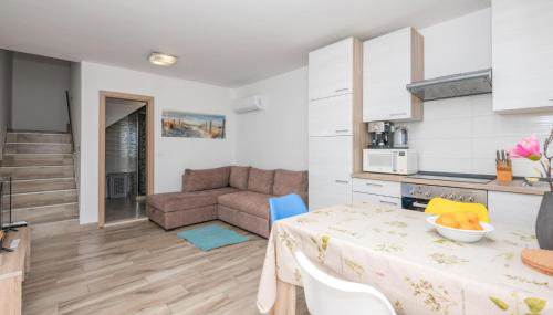 1 Bedroom Beautiful Apartment In Rogotin - Foto 4