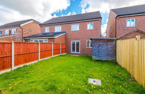 3 Bedroom Semi-Detached Home Sleeps 5 with Driveway - Foto 60