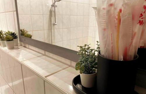 Cozy Studio Guesthouse next to city center & fair - Foto 15