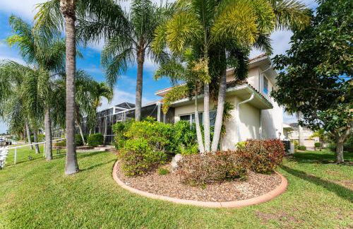 Villa Hibiscus-Waterfront-Free Heated Pool-Dock-Bikes-Other Amenities - Photo 63