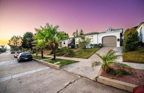 2BR-2 mins to Ocean-Sleeps 8-Pets - Photo 26