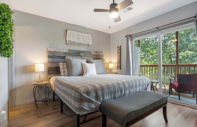 Black Bear Lodge - 1 Mile From Silver Dollar City - Photo 2