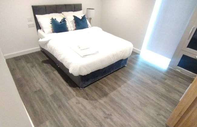 Immaculate 3-bed Apartment Homes in London - Foto 16