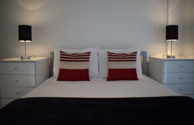 Serviced Apartments Leeds 3 - Photo 1