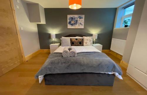 West Midlands-2 Double Bed Room Apartment - Photo 25