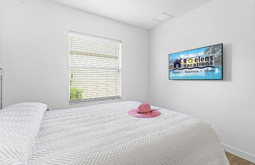 Relax, Play & Unwind in Paradise! Poolside Fun & Resort Vibes - Villa Sail Away - Foto 35