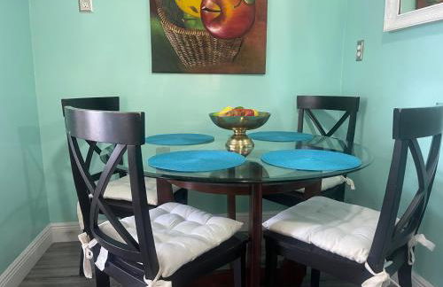 Convenient and Private Downtown 1BR Near Beach - Foto 5