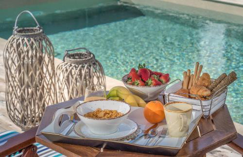 Villa Tramonto with Private Heated Pool, by ZanteWize - Foto 8