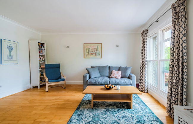 Putney Perfection - Photo 20