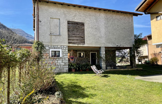 2 bedroom Apartment in Colico with garden and terrace - Photo 21