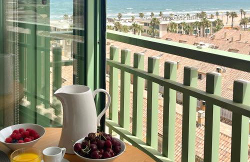 Stylish well-connected beachfront flat - Foto 38