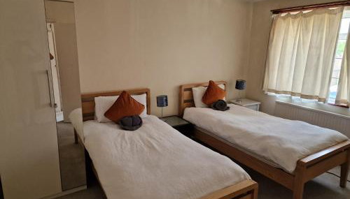 Millmead Apartment in central Guildford with parking - Foto 5, towels