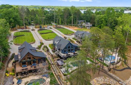 Blue Heron & Gray Fox by Avantstay 2 Lakefront Homes, Sleeps 44 Pool, Dock, Theater - Foto 154