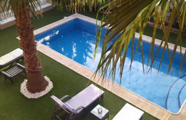 Los Claveles - Foto 1