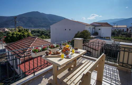 House of Hats - next to the coast - Karavomylos - Photo 8