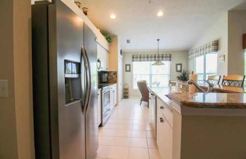 Magnificent 2 BR Lakefront Condo in Heritage Oaks - Foto 7