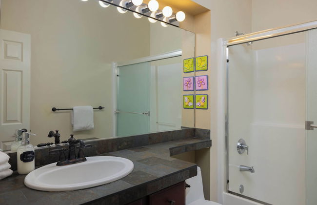 The Old Mill Retreat Sleeps 6! - Photo 6