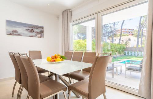 The Tower Villa - Photo 8