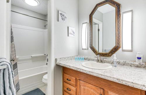 2 Mi to Garniers Beach Park Pet-Friendly FWB Home - Foto 15