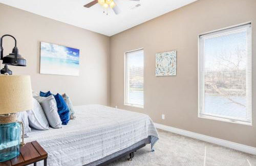 Luxury Home on Cove with Boat Slips, Waterslides, and Jump Deck - Foto 40