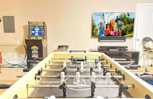 RR7510 – 6BR Villa w/ Game - Foto 30