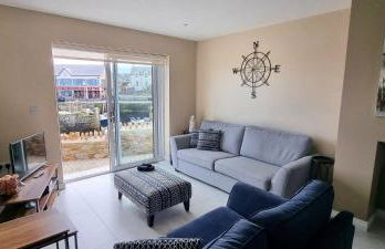 The Quays Apartment - Photo 2