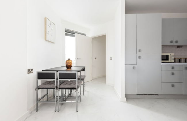 Luminous 2 Bed Balcony Flat in Islington - Foto 41