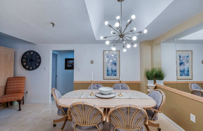 Uhost AI 2BR Condo w Balcony Great Views - Foto 15