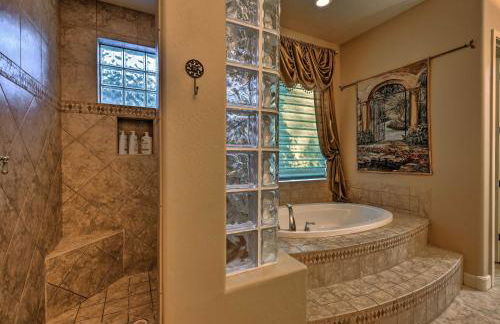 Heated Pool and Putting Green Luxe Gilbert Home - Photo 14