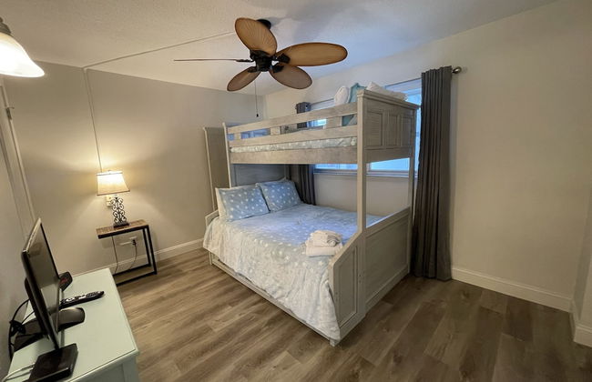 110 El Matador 2 Bedroom Condo by RedAwning - Foto 4