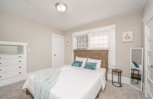 4 Bed 2 Bath Home by College Hill and Hospitals - Foto 15