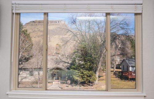 10 min to Red Rocks & KING BED & 7min to I70 & DT Golden & STR-25-0009 - Photo 30