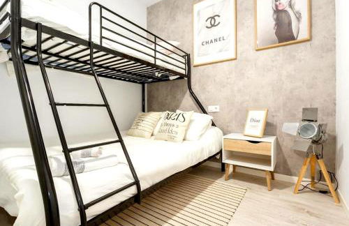 precioso piso en playa caleta - Foto 5