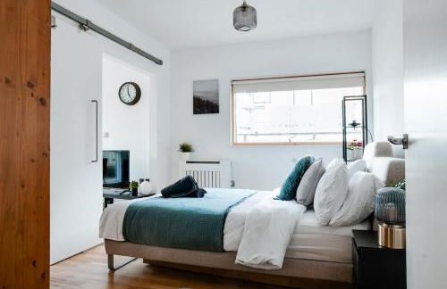 Chic 2BR City Centre Balcony Near Victoria St - Foto 23