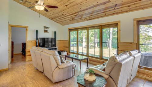 Long Lake Cabin with Fire Pit and more! Pet-Friendly - Foto 5