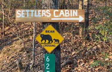 1850s Settlers Cabin at Wethero Ridge - Foto 13