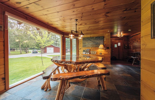 Grayling Gem Royal Stag Lodge - Foto 16