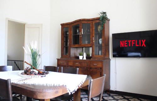 'ETNA HOME' 400mt SEA - Airport - Taormina & Netflix - Foto 6