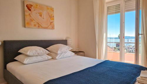 Riverfront 2 Bedrooms with Balcony - Foto 3