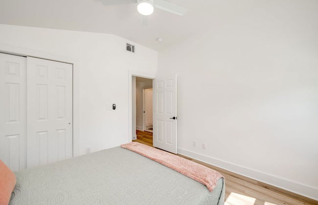 Modern 3 2 two Kings hot tub Fire pit 16min to Wine Trail Nearby Pickleball Courts Pools - Foto 34