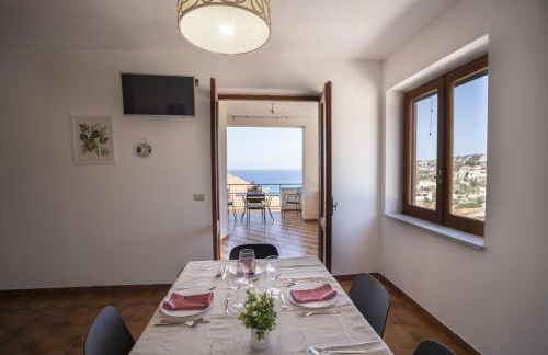 Villa Acquamarina, Family apartments with pool - 300 meters from the beach - Foto 22