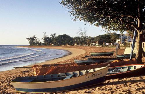 Casa Exclusiva a 400 Metros da Praia em Manguinhos - Condomínio com Vigilância 24hs - Photo 50